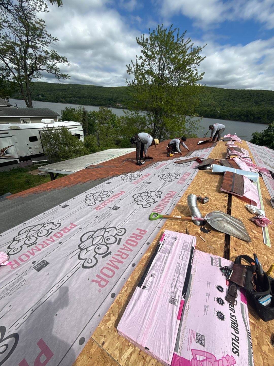 DuraMax roofing installation on a Newburgh, NY home